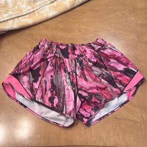 Lululemon Hotty Hot shorts size